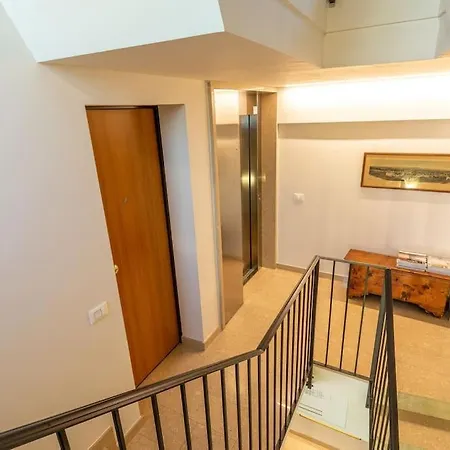 Appartamento Vittoria Apartments: Fascina 2 *
